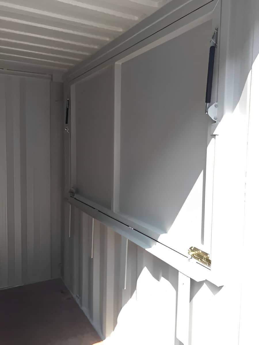 10ft Outdoor Bar Shipping Container – Event-Ready, Lockbox, Customizable, RAL Colors 4