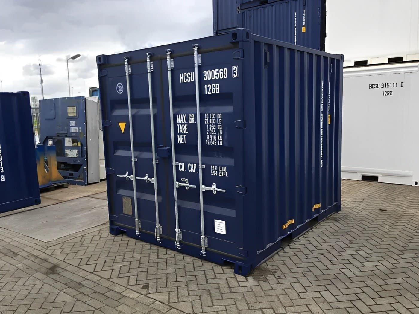 10ft Portable Accommodation Shipping Container – Insulated, Secure, Ready-to-Use Living Unit 3