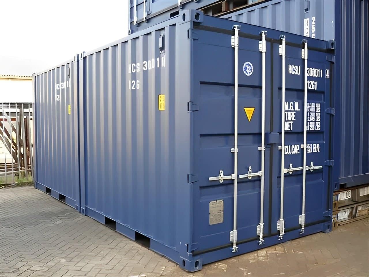10ft x 8ft One-Trip Blue Steel Shipping Container – Heavy-Duty Cor-Ten Construction 3