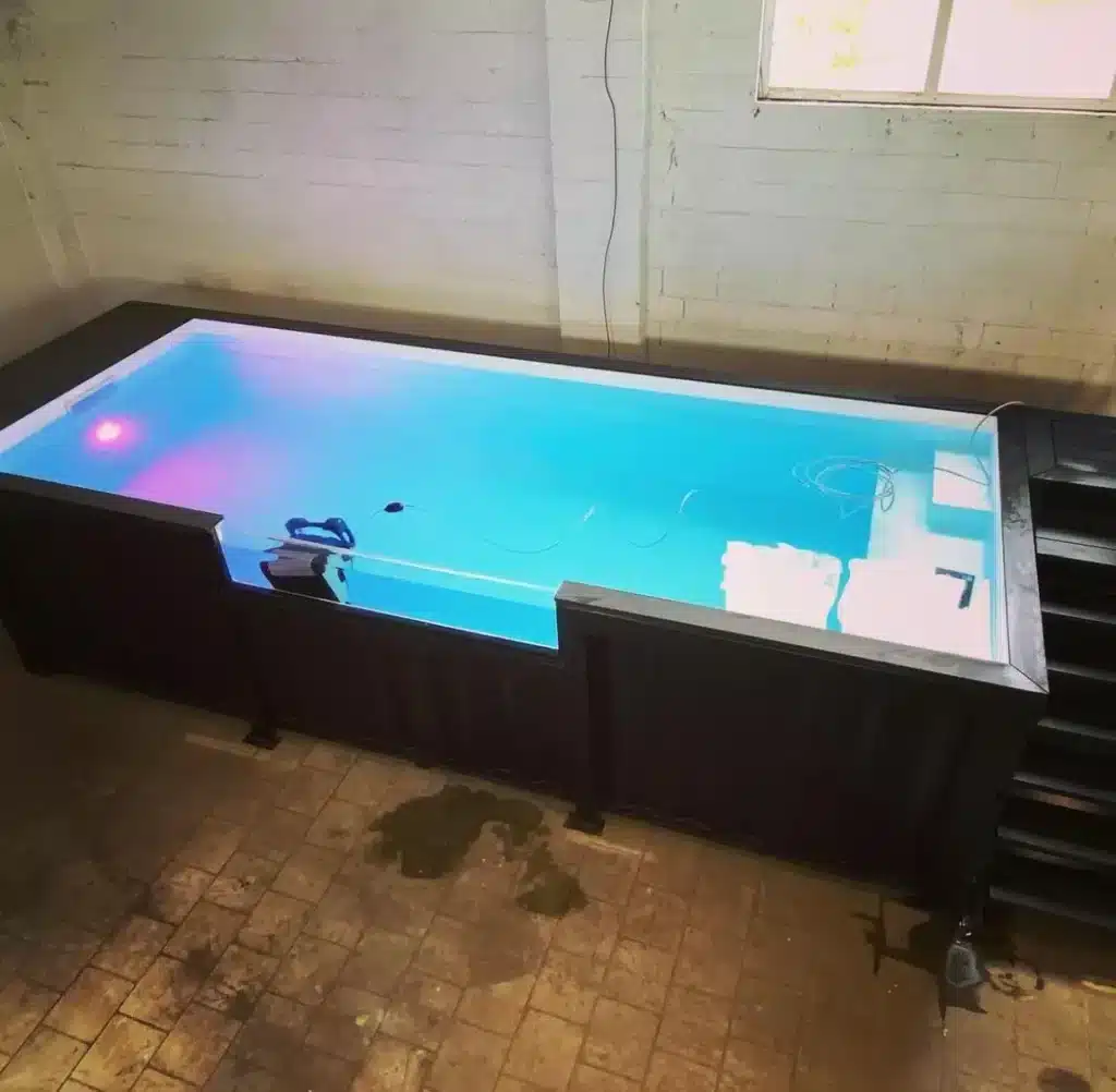 20ft Container Swimming Pool – Steel Container Pool with Filtration System 4