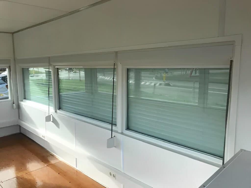 20ft High Cube Fixed Glazing Observation Shipping Container 6