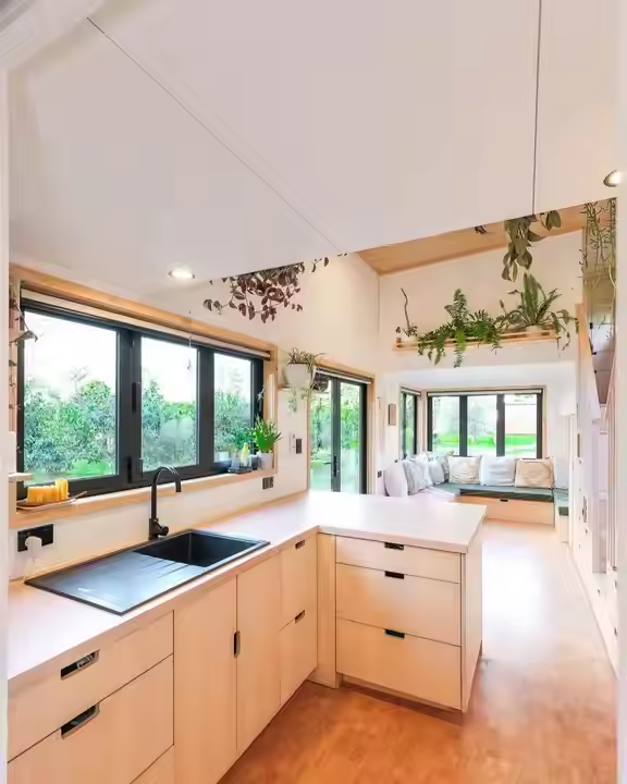 2bhk Duplex Villa with Fitted Kitchen and Bathroom, Rooftop, Tiny Prefab House, Container Houses for Family, Fully Furnished, Luxury Affordable 2