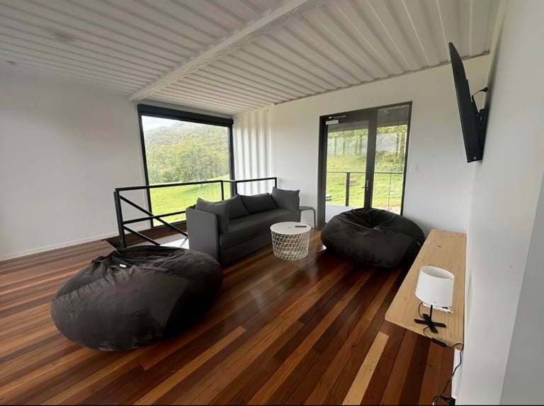 3bhk Two-Storey Container House with a Large Open Upper Terrace and Patio, Portable Houses for Families, Fully Furnished, Disaster Resistant, 4 Hour Set-Up, Customizable 7