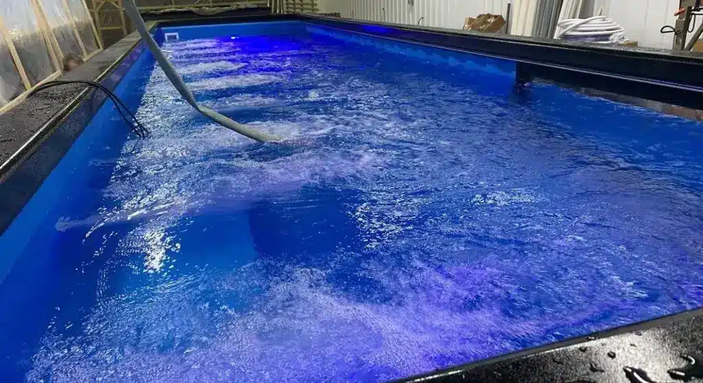 40FT Luxury Swimming Container Pool 3