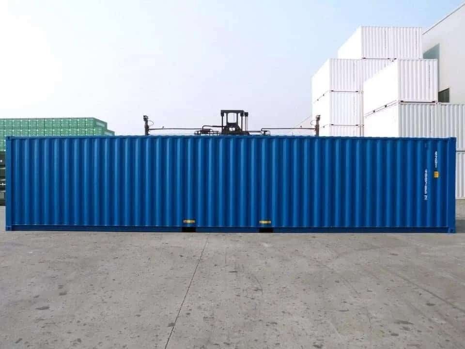 40ft High Cube (9′ 6″ high) Full Side Access Container 4