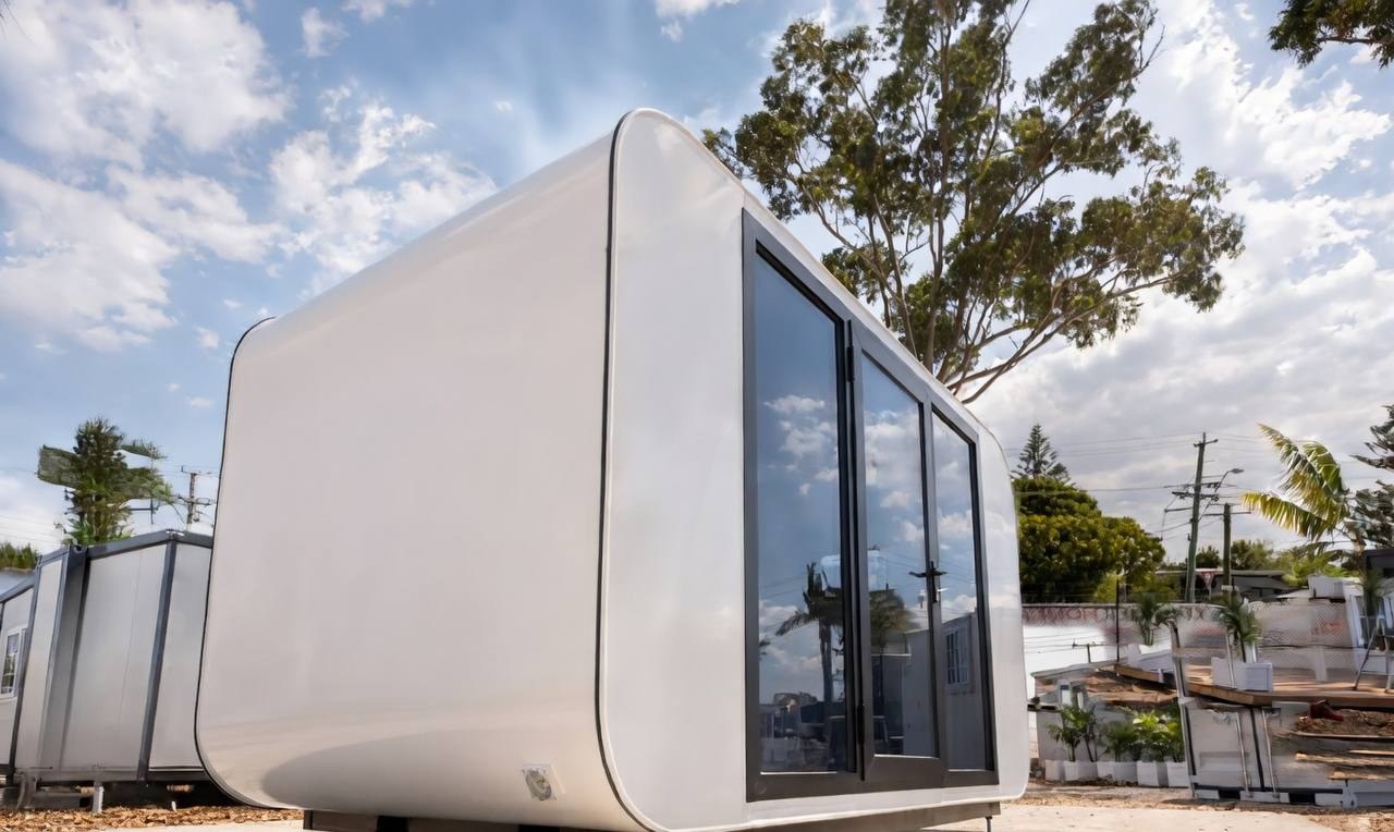 4m Micro Pod Empty space 7