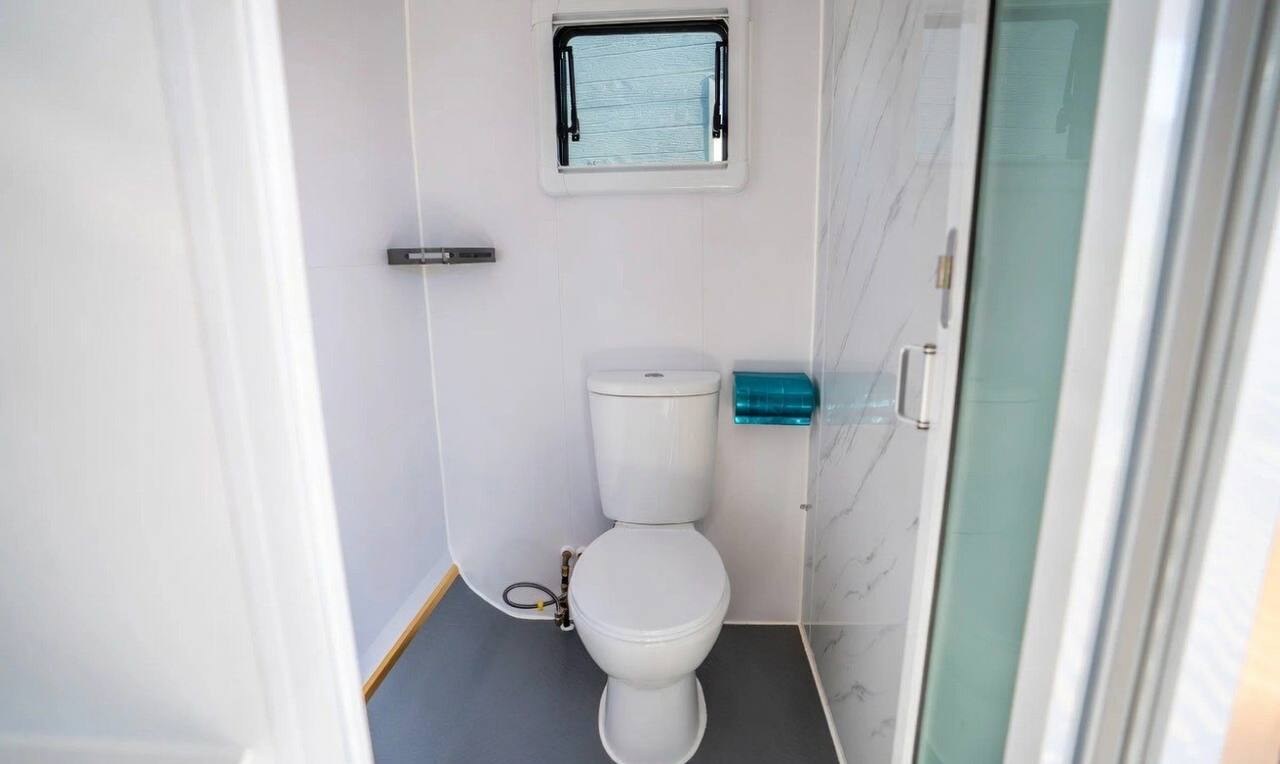 4m Micro Pods with Bath/Office/Bed 4