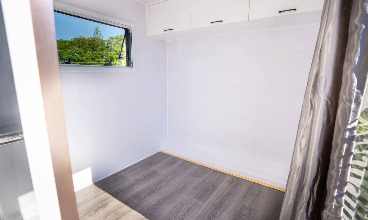 6m office pod with bathroom & bedroom 3