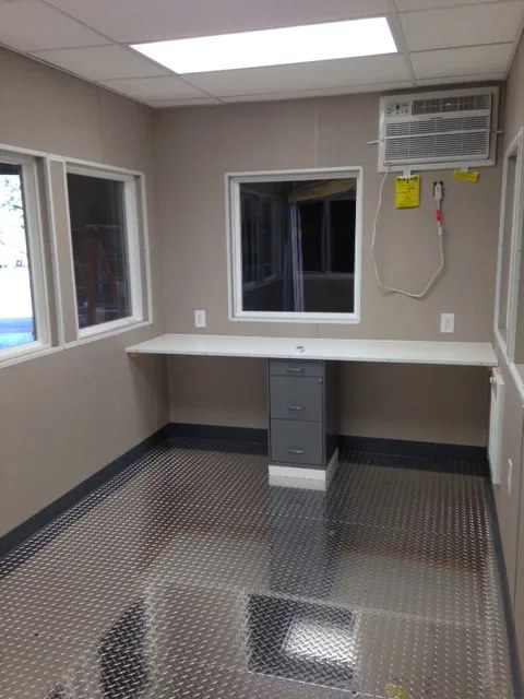 8×12 Guard Booth 3