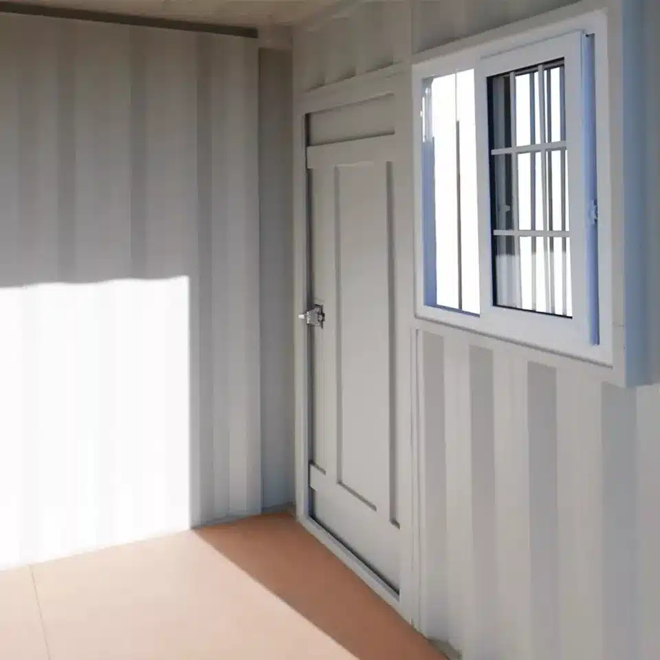 8ft Steel Shipping Container with Door & Window – Compact & Durable 6