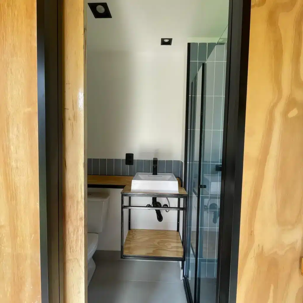 Custom 20ft Cozy Cabin Container House 6