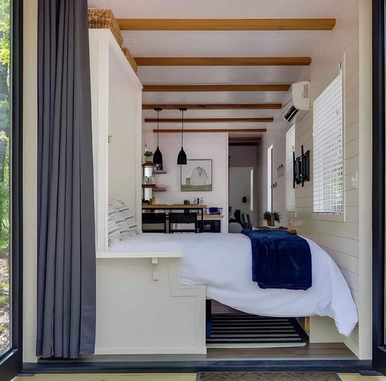 Luxury 1 Bedroom Tiny Home with Rooftop Deck – Fully Furnished Modern Prefab Container Home with Bathroom, Smart Interior & Fast Installation 4